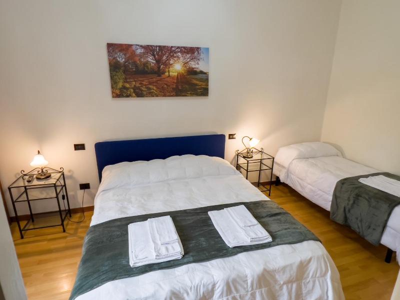 Triple Room image 3