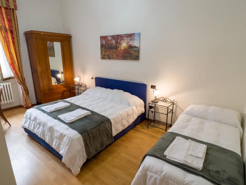 Triple Room image 1