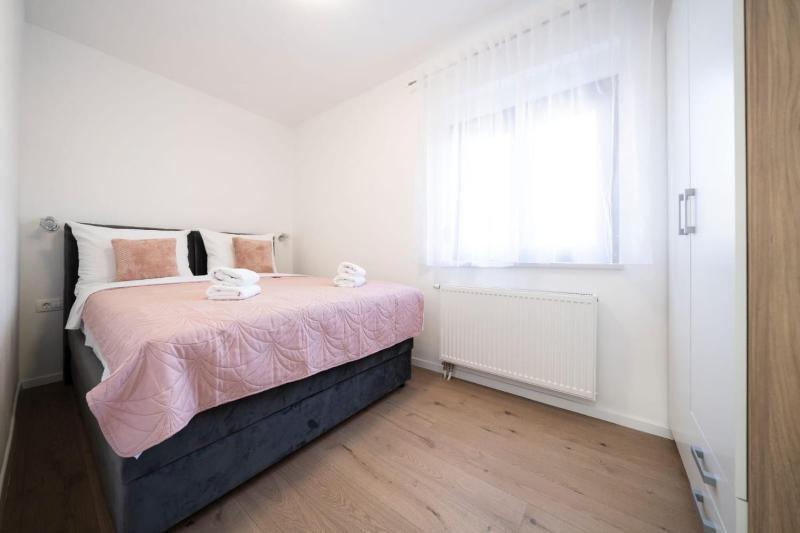 Apartmani Carmen - image 31