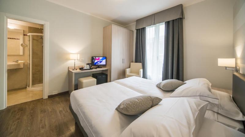 Classic Double or Twin Room image 1