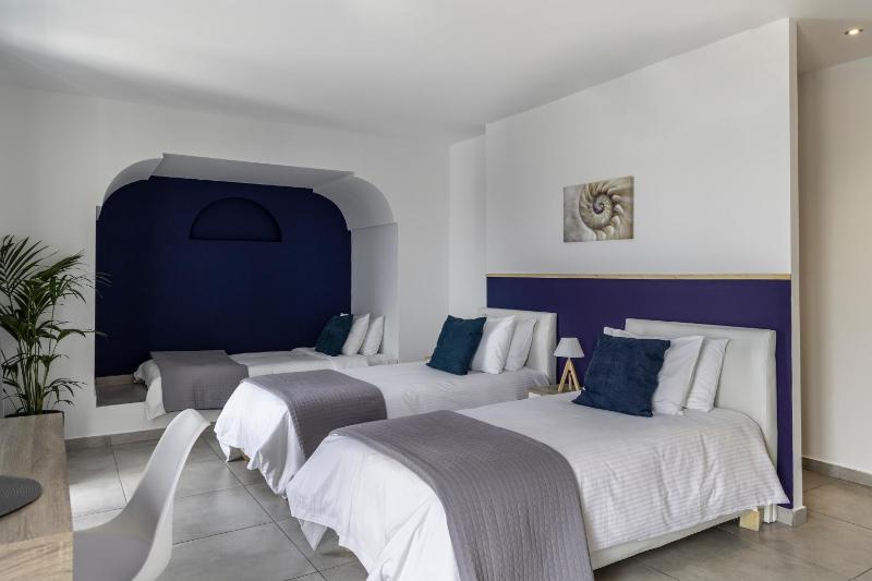 Superior Room - Disability Access image 1