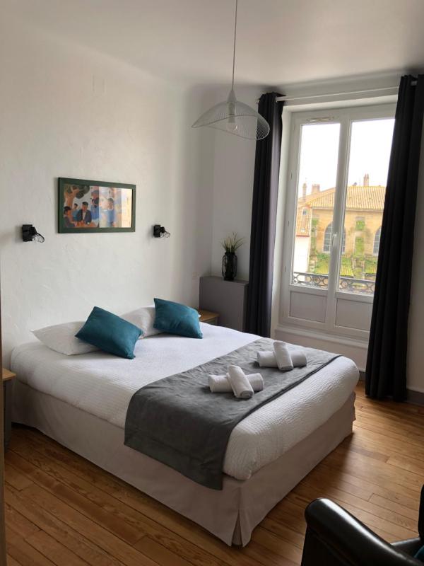 Standard Double Room image 2