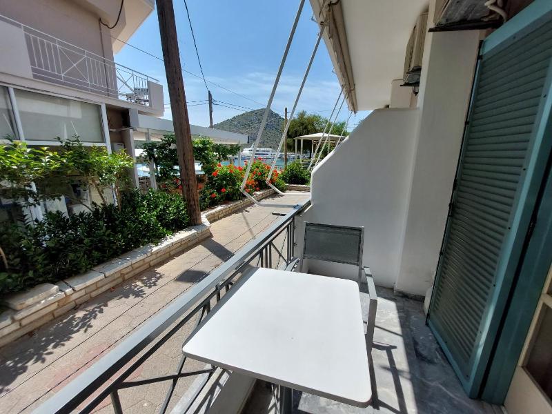 Family Room with Side Sea View image 1