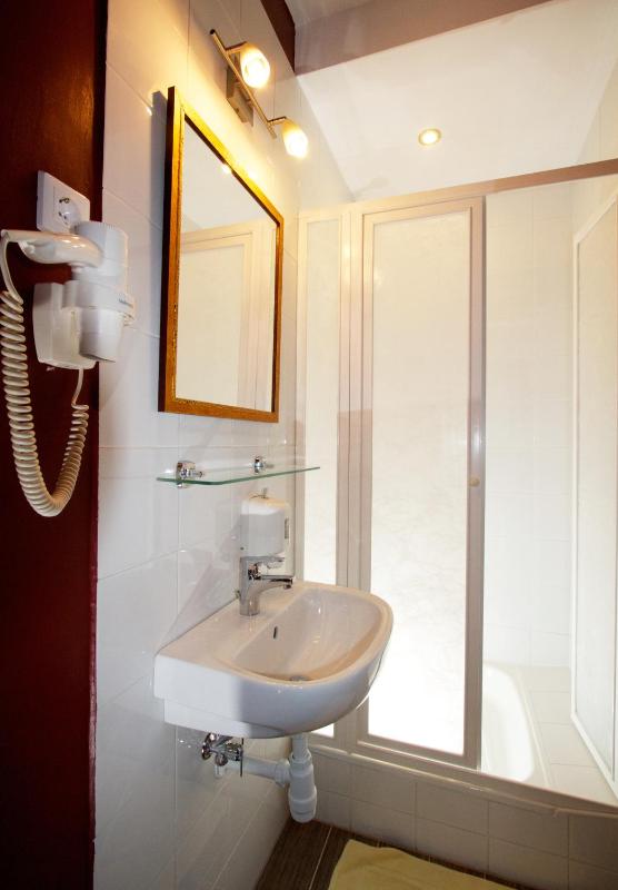 Triple Room image 1
