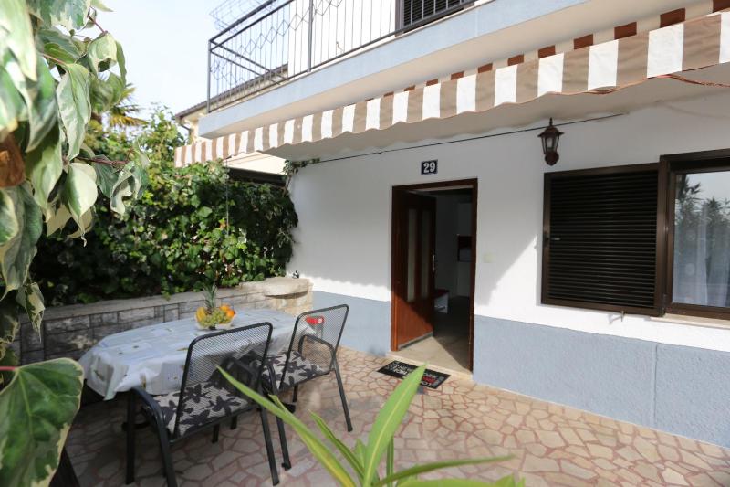 Three-Bedroom House image 1