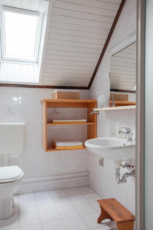 Classic Triple Room image 4
