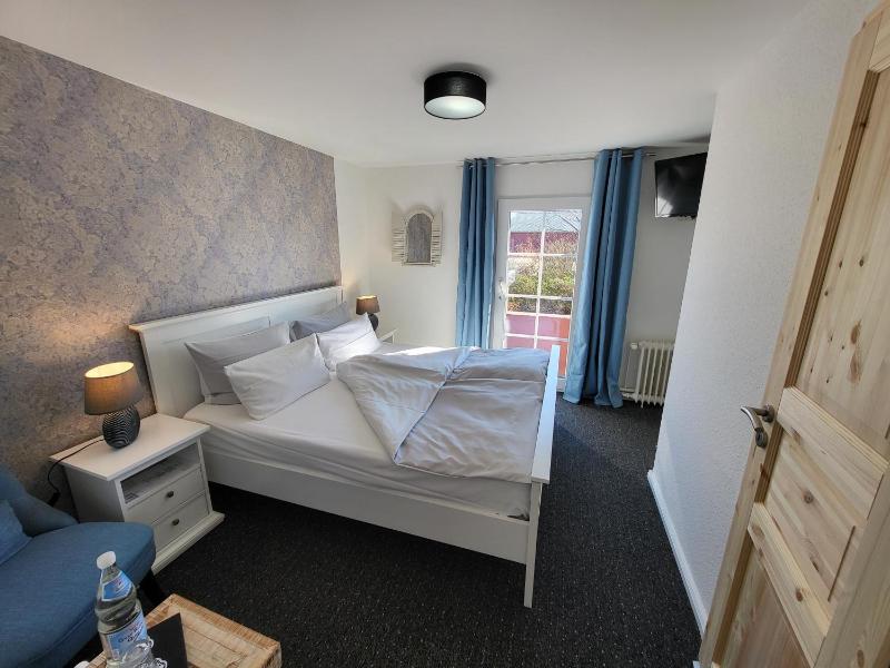 Doppelzimmer Standard image 3