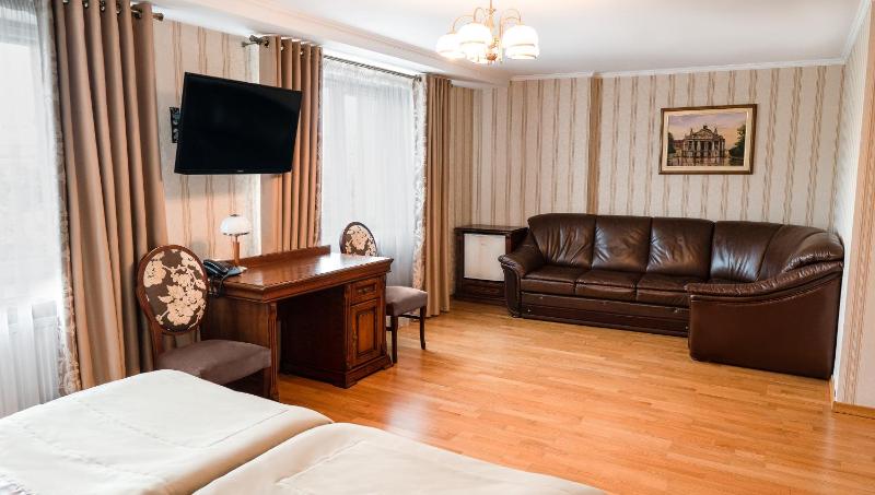 Junior Suite image 2
