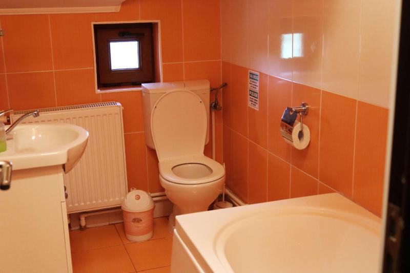 Budget Double Room image 2