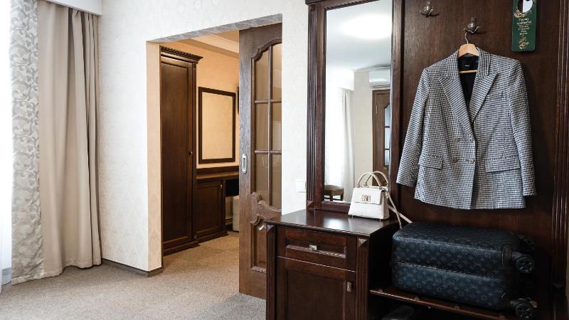 Suite image 2
