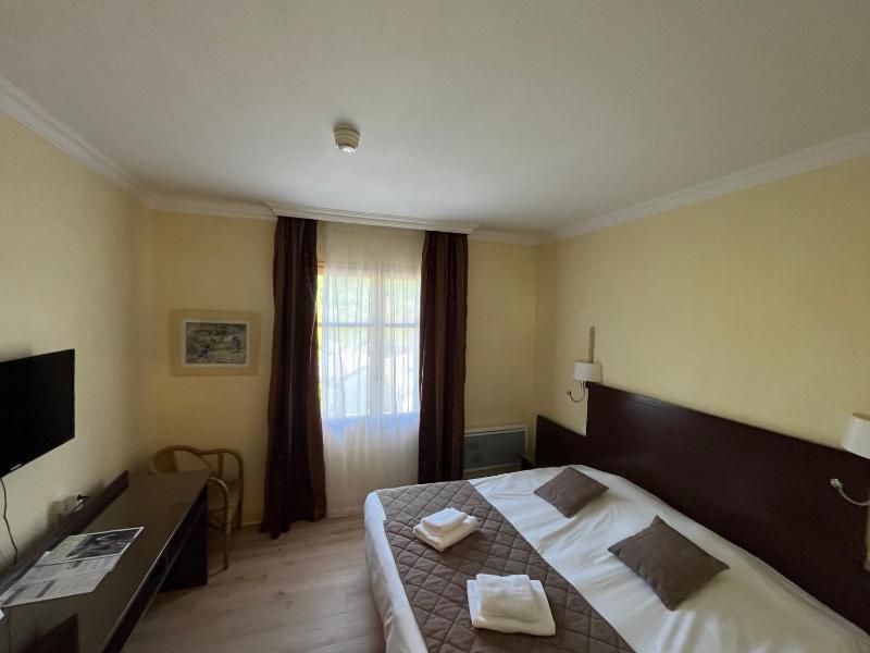 Double Room image 1