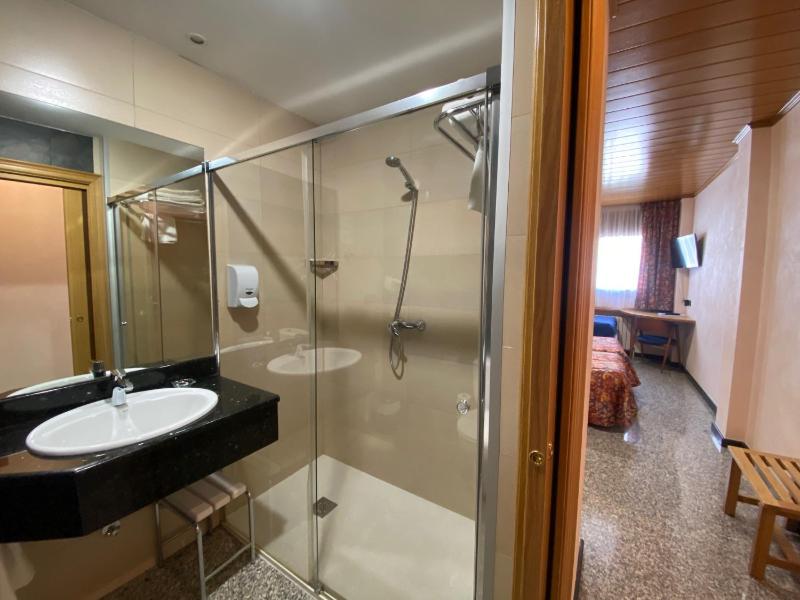 Superior Double Room image 1