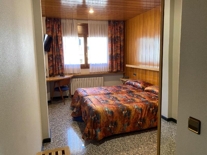 Superior Double Room image 2