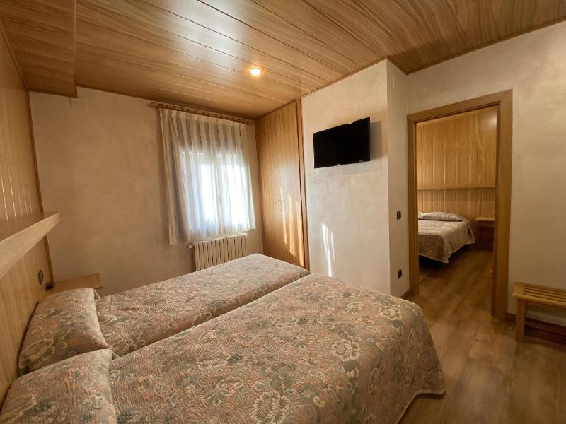 Family Superior Room image 4