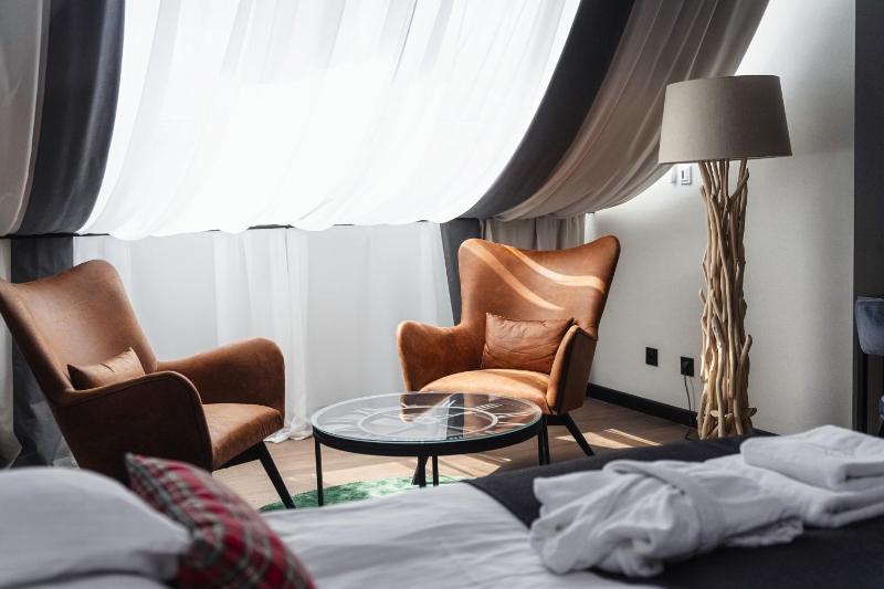 Comfort Double Room with Mountain View image 3