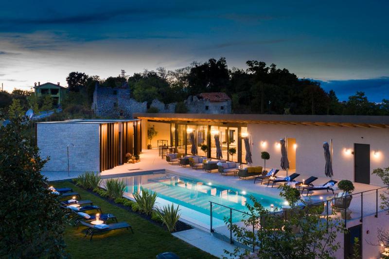 Floria Glamping Garden - image 31