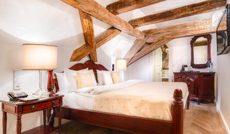 Standard Double or Twin Room image 3