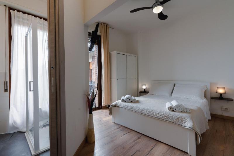Deluxe Room image 2