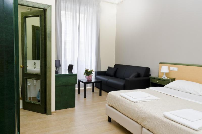 Hotel Suisse - image 16