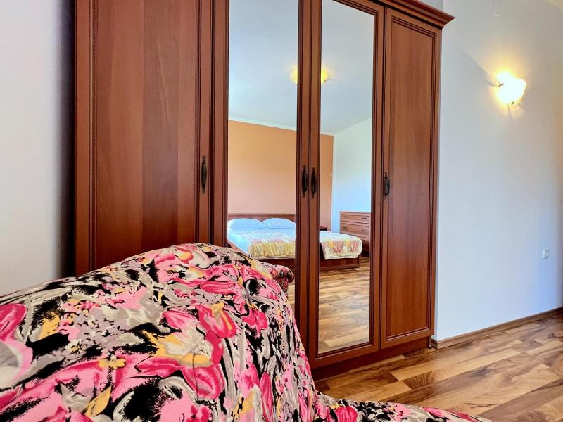 Apartment with Sea View image 3