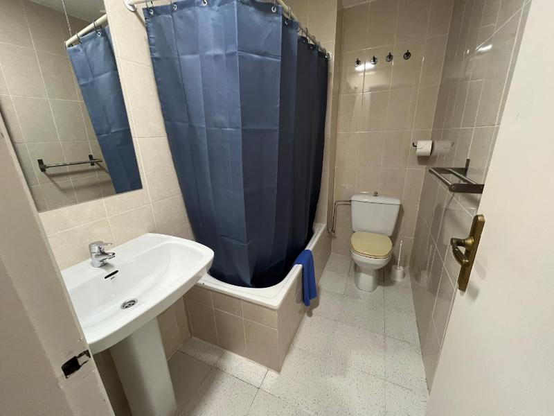 Apartaments Monjardí - image 33