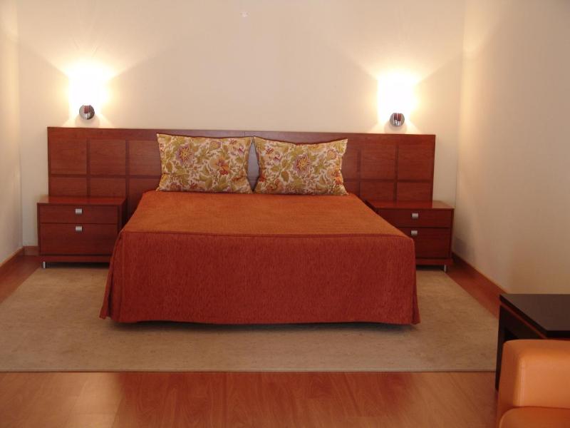 Suite with Garden View image 4