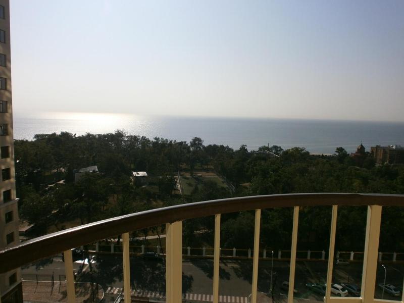 Apartment with Sea View image 3