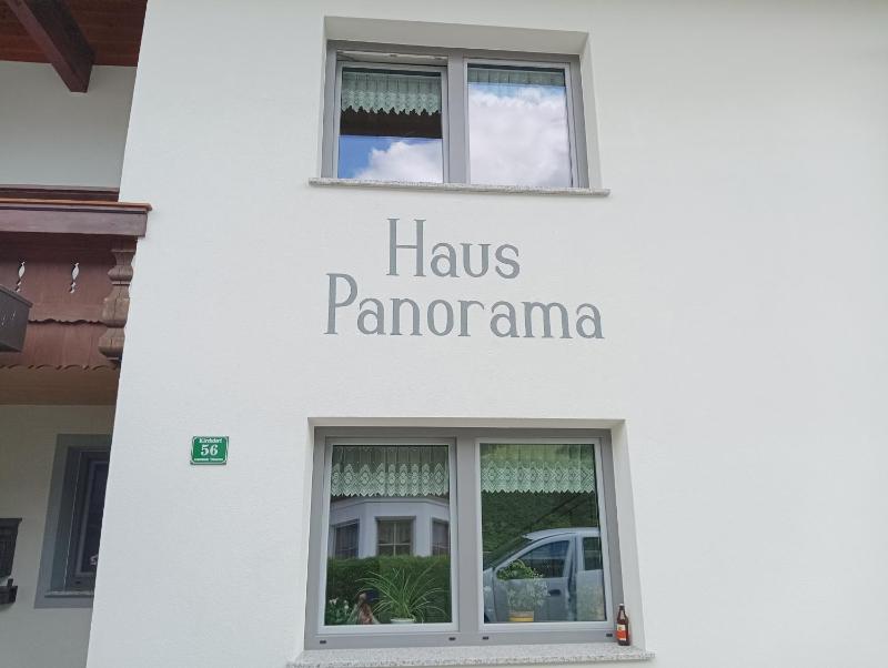 Deluxe Apartment image 1
