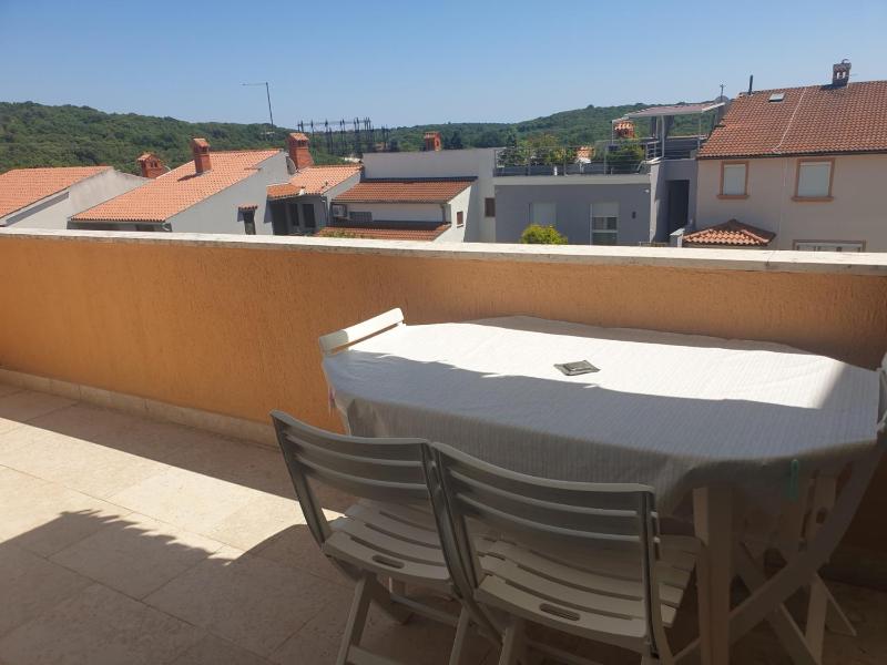 Two-Bedroom Apartment with Terrace and Sea View image 3