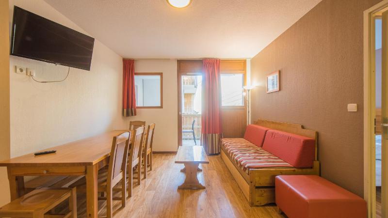 Two-Bedroom Apartment (10 adults) image 3