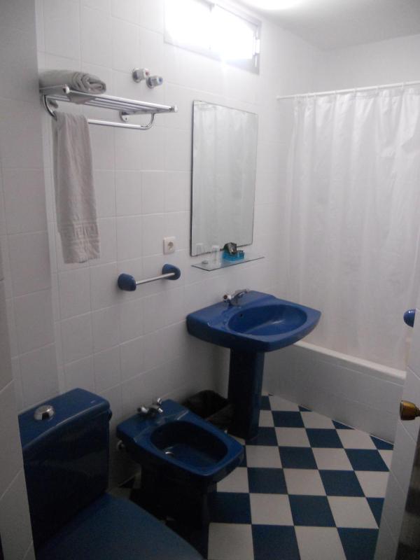 Triple Room with Sea View image 3