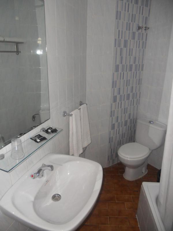 Queen Room with Balcony image 2