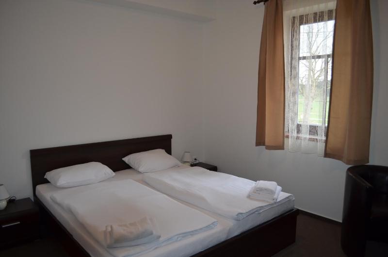 Double Room with Private Bathroom image 4