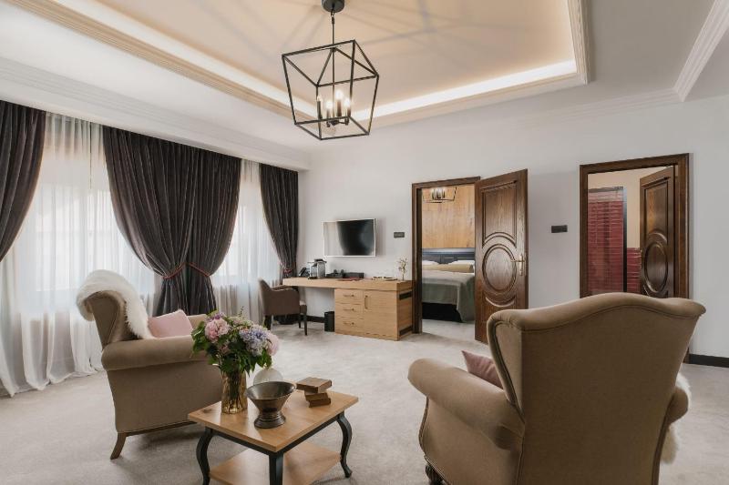 Junior Suite image 4