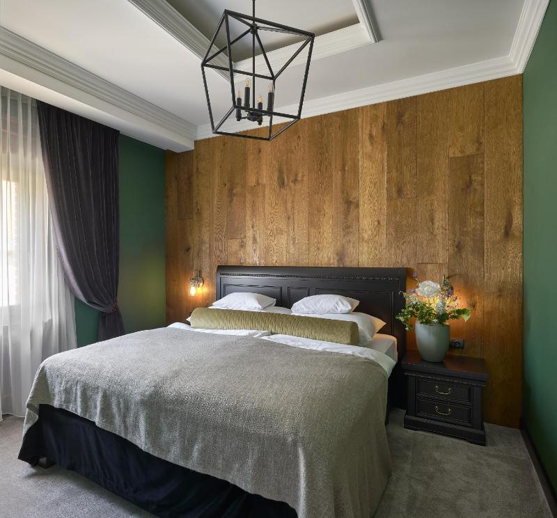 Junior Suite image 1