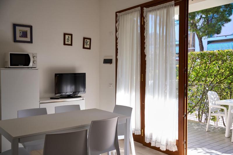 Appartamenti Villa Paola-Pochi passi dal mare-Zona piazza Aurora-Lido di Jesolo - image 5