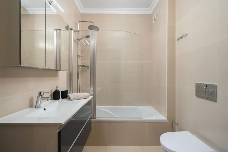 Cozy modern apartment 111 by Destination Algarve - image 7