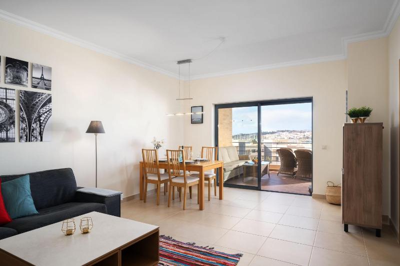 Cozy modern apartment 111 by Destination Algarve - image 9