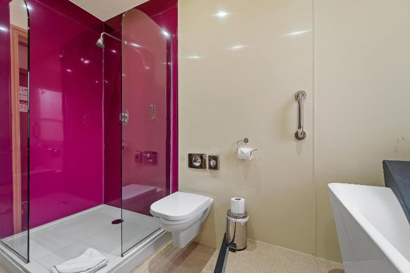 Suite image 3