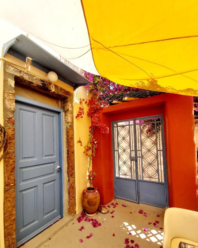 Junior Cave Apartment image 1