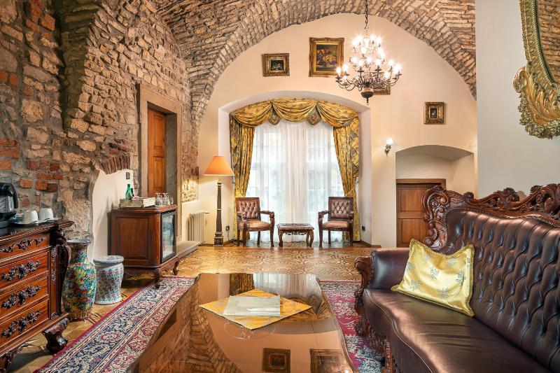 Junior Suite image 1