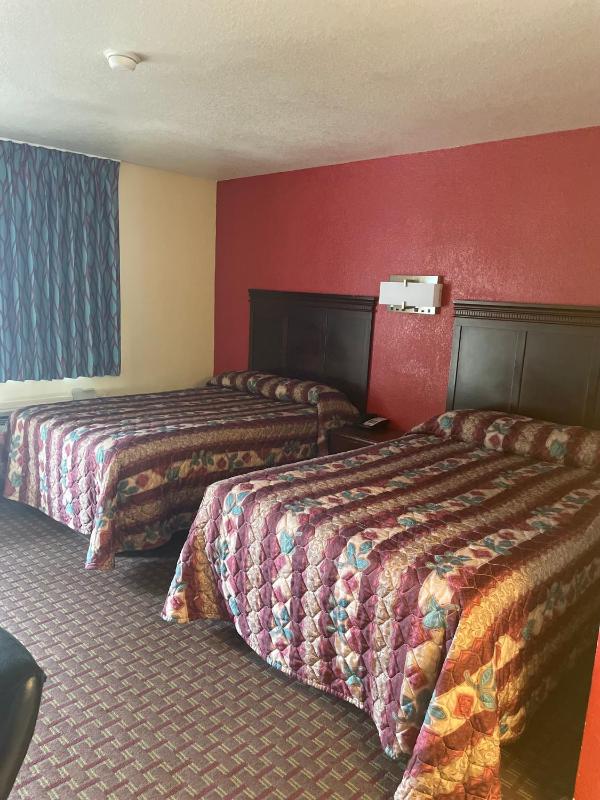 Standard Double Room image 2