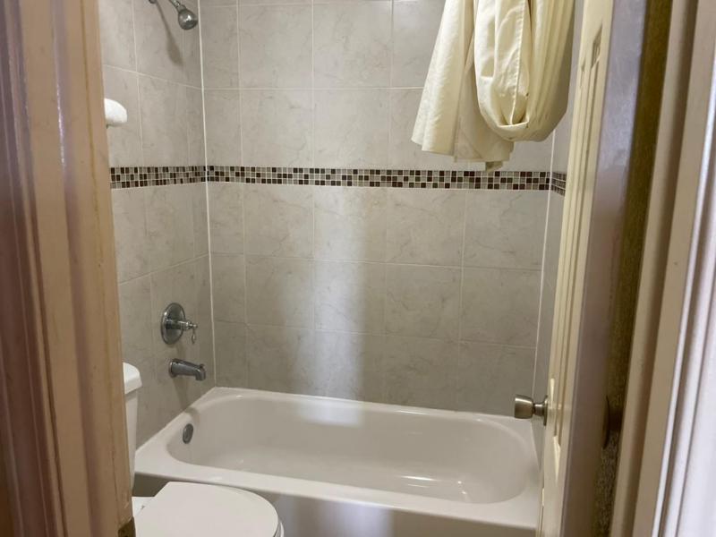 Standard Triple Room image 4
