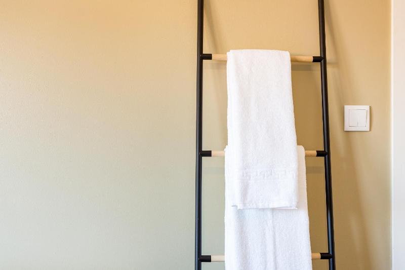 Deluxe Family Suite image 4