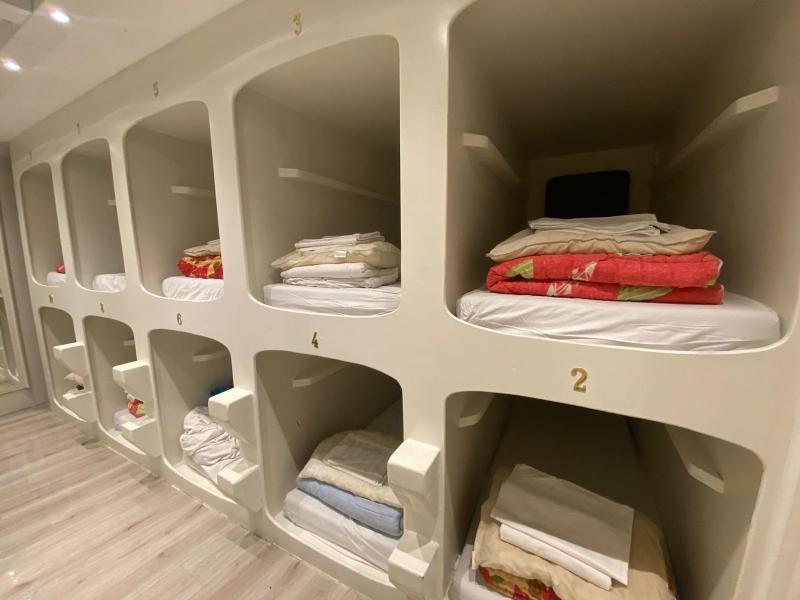 Single Bed in Mixed Dormitory Room image 4
