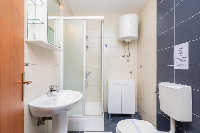 Apartment with Sea View image 2