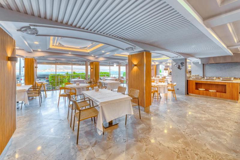 Numa Port Hotel - image 44