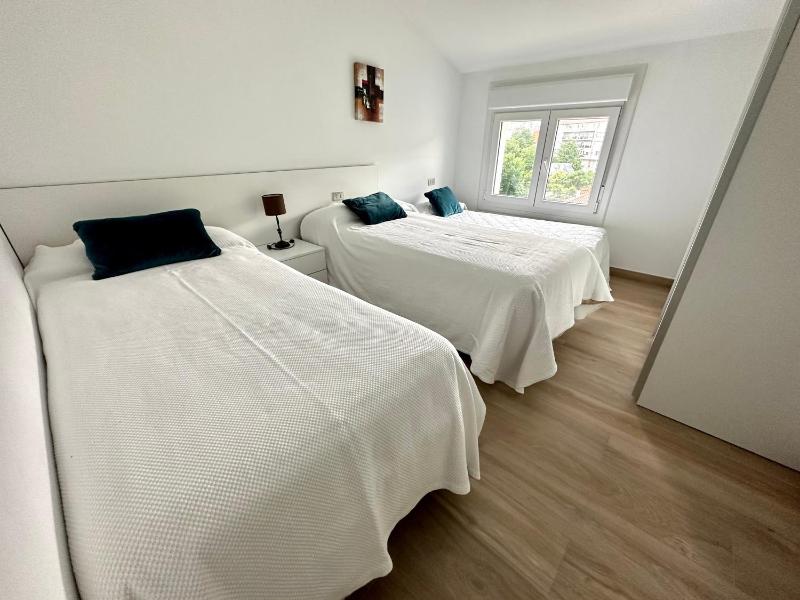 Apartamentos Sinás Playa - image 25