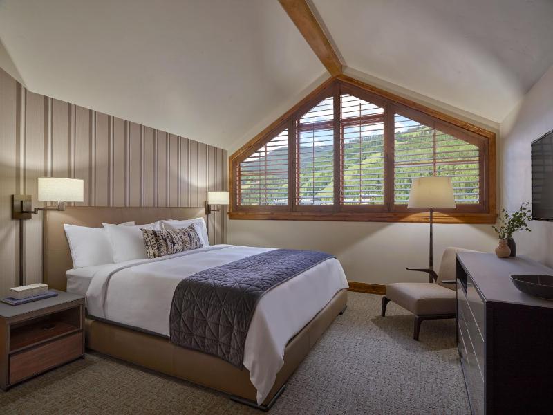 Three-Bedroom Residence image 4