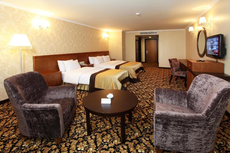 Standard Double Room image 1
